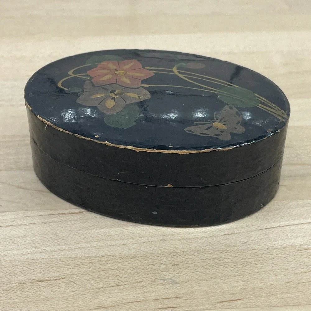 Vtg Trinket Box Paper Mache‎ Hand Painted Lacquered Butterfly Floral Oval Lid